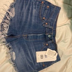levi’s jean shorts